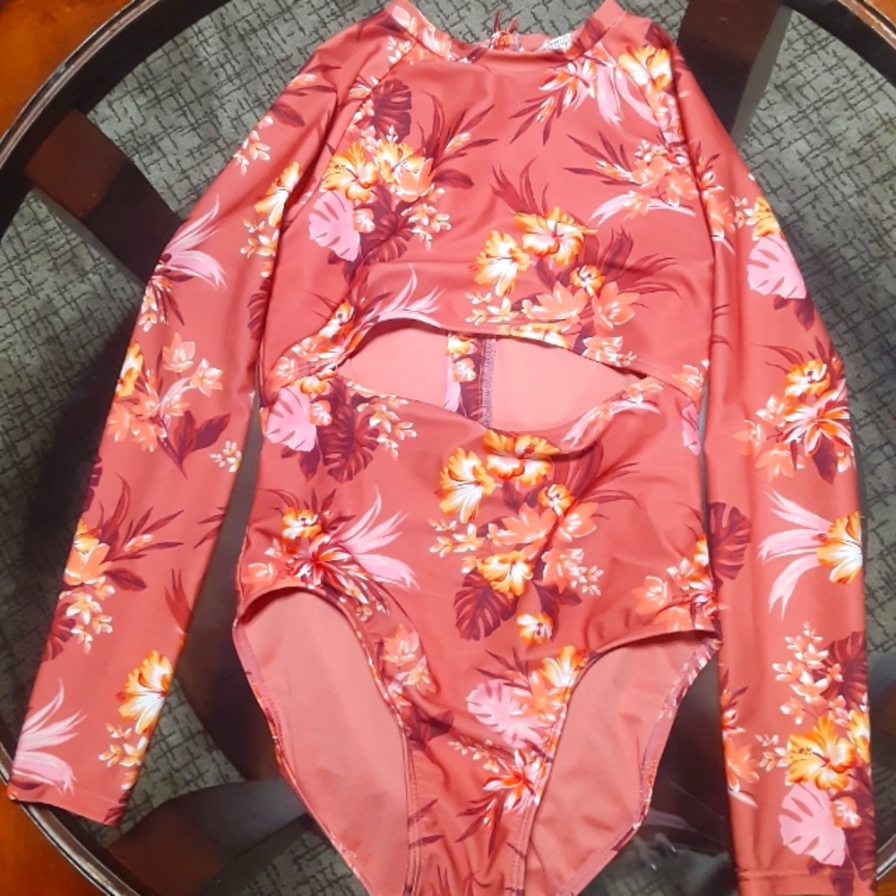 Girls one piece cutout bathing suit